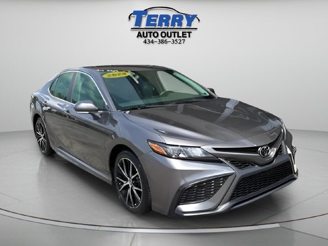Pre-Owned 2024 Toyota Camry SE - photo - 1