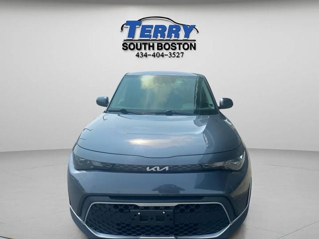 Pre-Owned 2024 Kia Soul LX - photo - 1