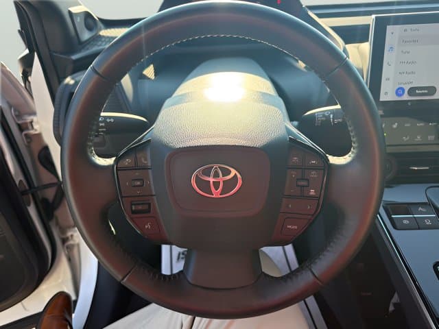 Pre-Owned 2023 Toyota bZ4X Limited - photo - 9