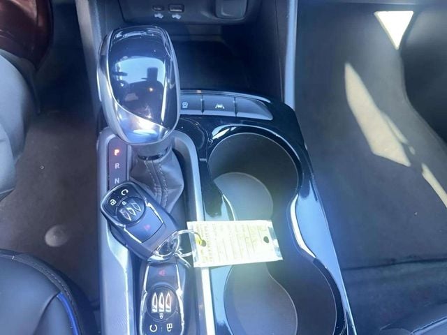 Pre-Owned 2025 Buick Envista Sport Touring - photo - 15