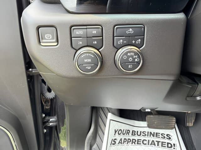Pre-Owned 2024 Chevrolet Silverado 1500 LT Trail Boss - photo - 14
