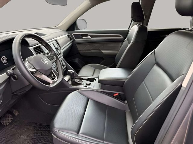 Pre-Owned 2022 Volkswagen Atlas 2.0T SE - photo - 4