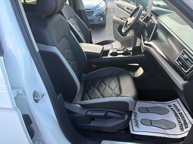 Pre-Owned 2025 Volkswagen Atlas 2.0T Peak Edition - photo - 29
