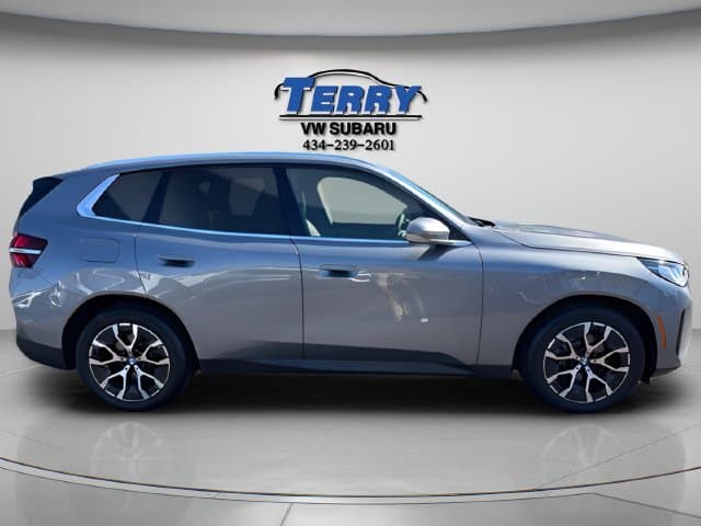Pre-Owned 2026 BMW X3 30 xDrive - photo - 0