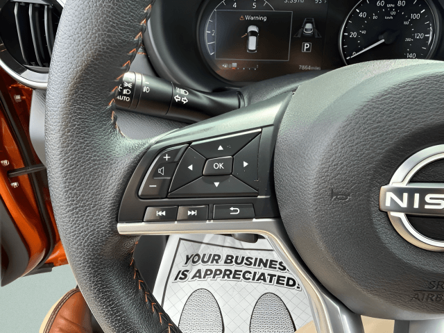 Pre-Owned 2023 Nissan Kicks SR - photo - 11