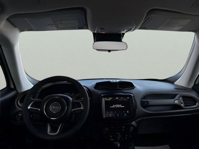 Pre-Owned 2023 Jeep Renegade Latitude - photo - 6