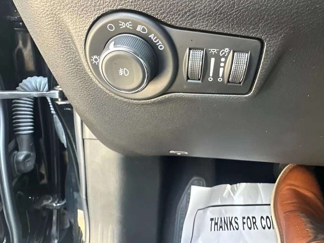 Pre-Owned 2024 Jeep Compass Latitude - photo - 6
