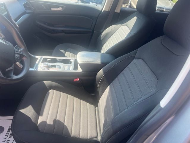 Pre-Owned 2021 Ford Edge SE - photo - 9