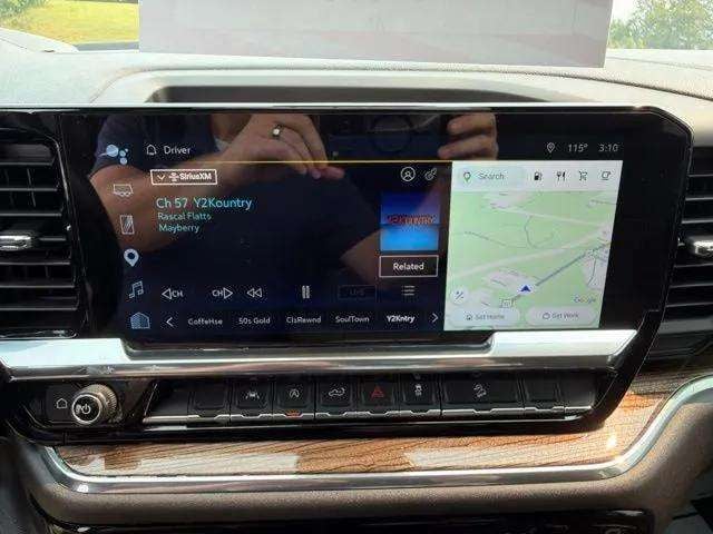 Pre-Owned 2024 Chevrolet Silverado 1500 LT Trail Boss - photo - 15