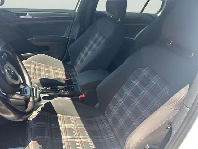 Pre-Owned 2019 Volkswagen Golf GTI - photo - 7
