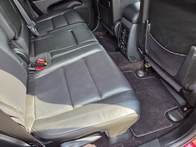 Pre-Owned 2018 Jeep Grand Cherokee Overland - photo - 11