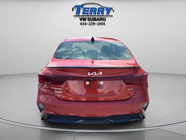 Pre-Owned 2023 Kia Forte GT-Line - photo - 3