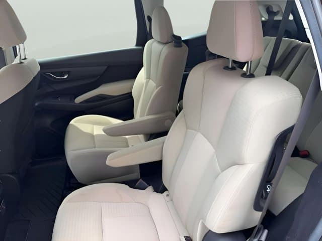Pre-Owned 2024 Subaru Ascent Premium - photo - 5