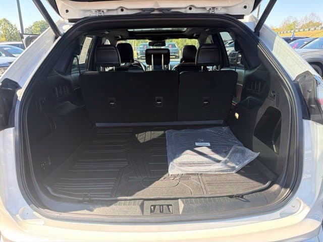 Pre-Owned 2023 Ford Edge ST Line - photo - 21