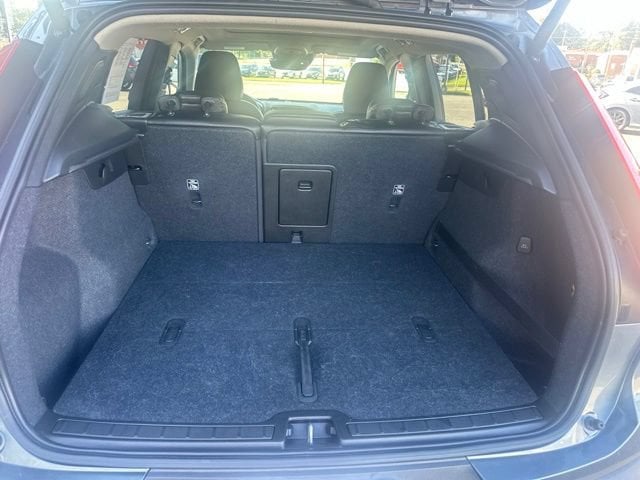 2019 Volvo XC40 Momentum Photo in Boston VA 24592