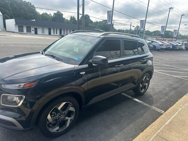 2023 Hyundai Venue SEL Photo in Boston VA 24592