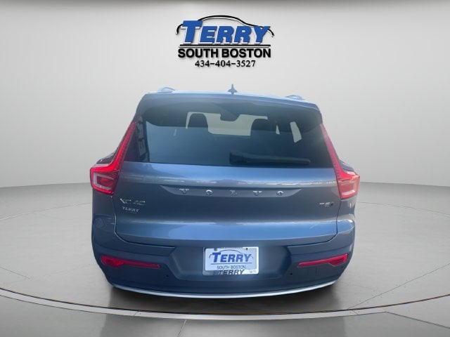2019 Volvo XC40 Momentum Photo in Boston VA 24592