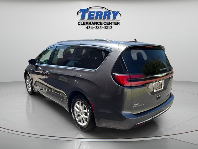 2022 Chrysler Pacifica Touring L Photo in Lynchburg VA 24502