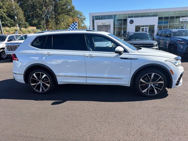 2022 Volkswagen Tiguan 2.0T SEL R-Line Photo in Lynchburg VA 24502