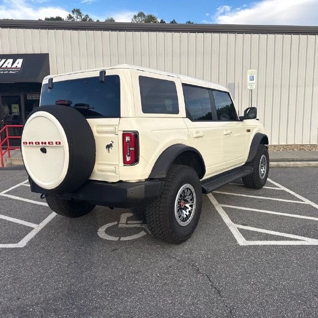 2026 Ford Bronco Outer Banks Photo in Lynchburg VA 24502