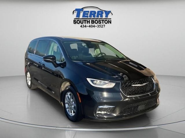 2024 Chrysler Pacifica Touring L Photo in Boston VA 24592