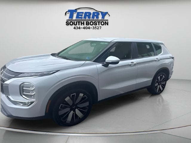 2025 Mitsubishi Outlander SE Photo in Boston VA 24592