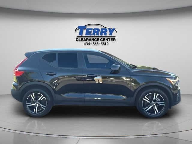 2023 Volvo XC40 B4 Core Photo in Lynchburg VA 24502